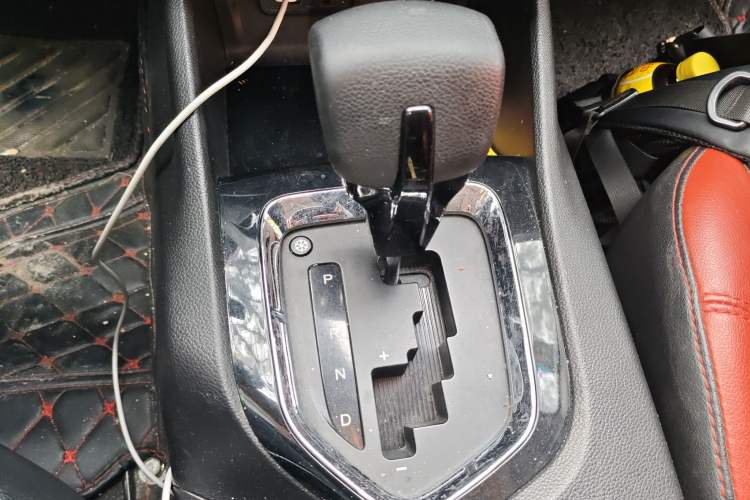 Used Soueast DX3 2016 1.5T SRG CVT Flagship Edition
