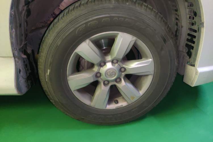 Used Toyota Prado 2015 2.7L Automatic Standard Edition
