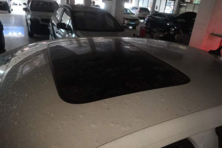 Used Volkswagen Bora 2023 200TSI DSG YueXing PRO Edition Roof