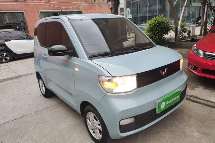 Used Wuling Hongguang MINIEV 2020 Zizai Version Lithium-NMC Front Right 45 Deg