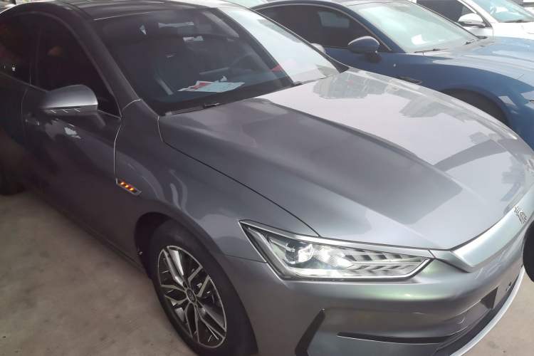 Used BYD Qin PLUS 2021 EV 400KM Luxury Model
