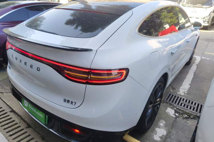 Used Hima Luxeed R7 2025 Extended-Range 251km Pro Rear Right 45 Deg