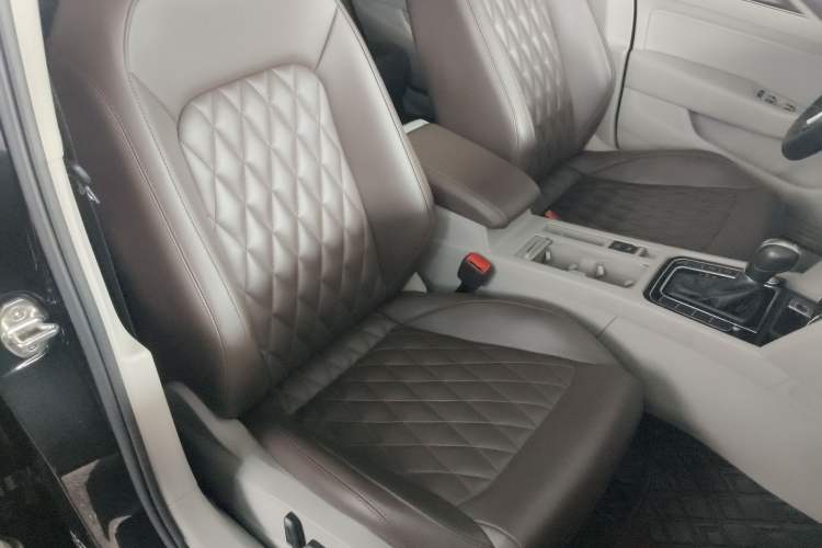 Used Volkswagen Magotan 2017 380TSI DSG Luxury Model