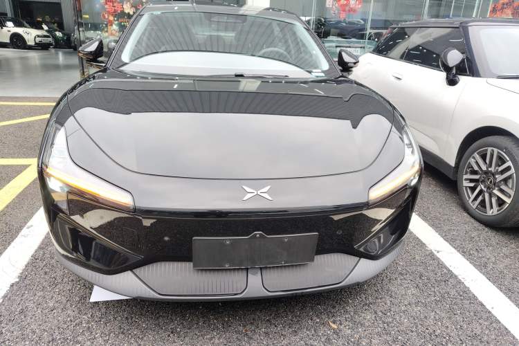 Used XPeng MONA M03 2025 600 with Ultra-Long Range Max Front