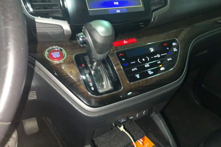 Used Honda Odyssey 2015 2.4L Prestige Edition Gear Lever