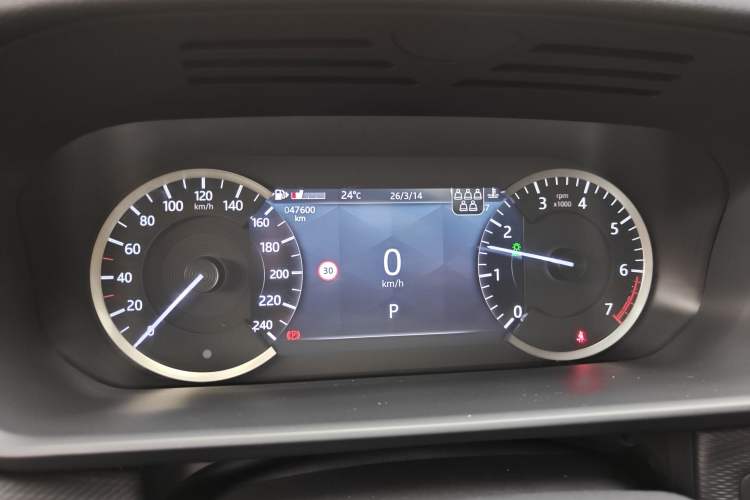 Used Land Rover Discovery 2023 360 PS R-Dynamic S