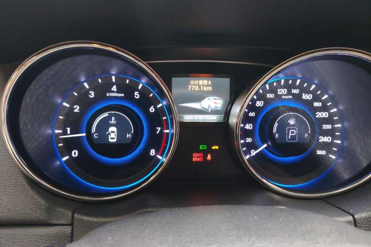 Used Hyundai Sonata 2013 2.4L Automatic Leading Edition China V Standard