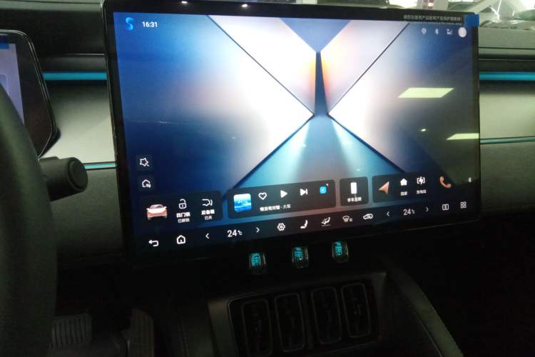 Used BYD Song L EV 2025 Intelligent Driving Version 602 km Range LiDAR-equipped All-Wheel-Drive Type
