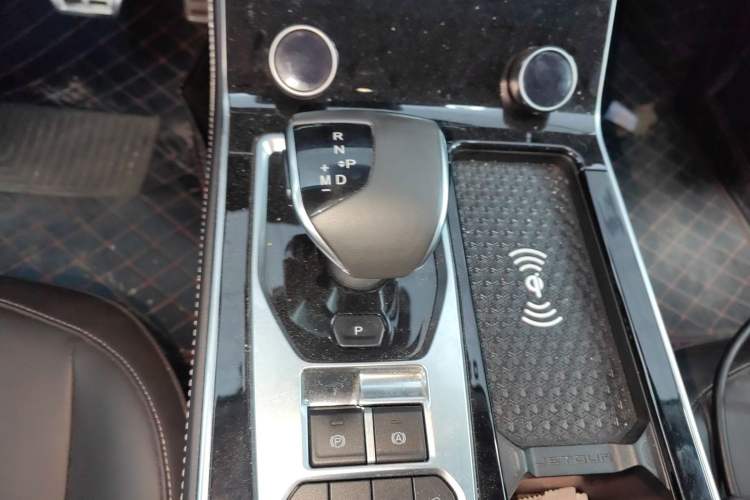 Used JETOUR X90 2022 Zilong 2.0T DCT Changsheng Edition 7-Seater