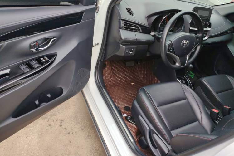 Used Toyota YARiS L Zhi Xuan 2022 X-Trail 1.5L CVT Luxury PLUS Edition
