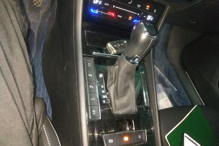 Used Skoda Superb 2022 TSI330 DSG Luxury Edition