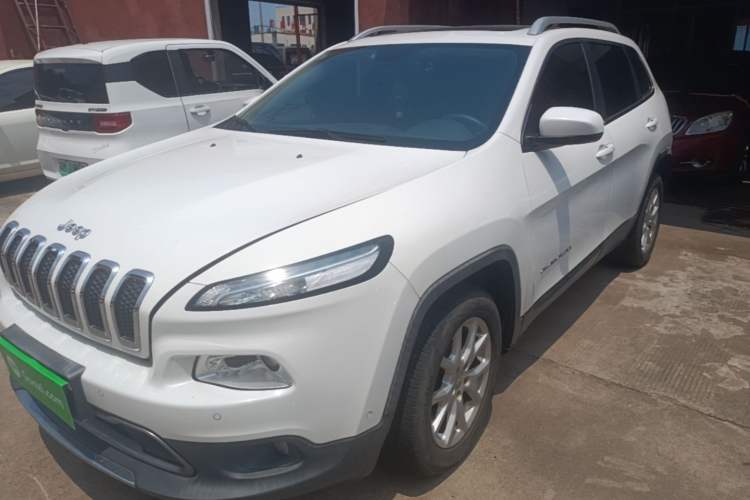 Used Jeep Cherokee 2016 2.4L Leading Edition Guazi used car, China used car export, Used car for sale, Used cars, Cheapest cars for sale