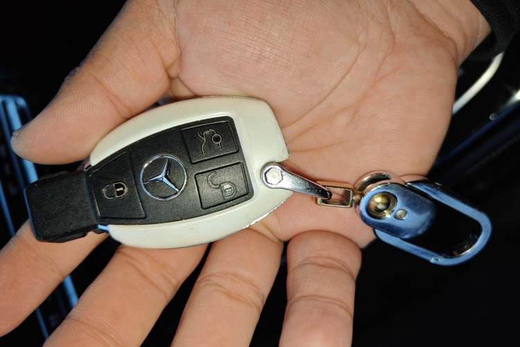 Used Mercedes-Benz GLC Coupe 2019 Facelift GLC 200 4MATIC Coupe SUV
