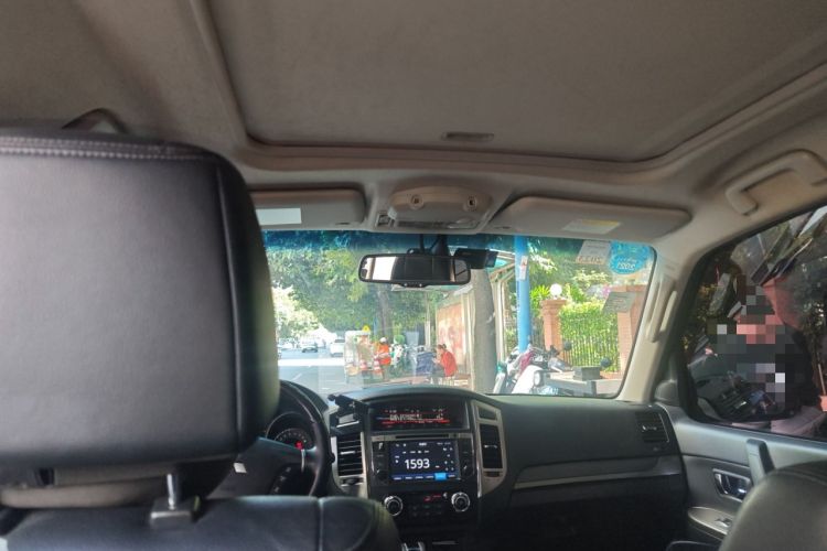 Used Mitsubishi Pajero 2016 3.0L Automatic Prestige Version China V Standard