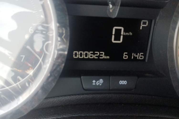 Used Peugeot 408 2022 1.6T Ambition Edition Odometer Close Up