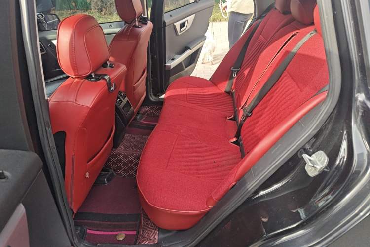 Used Mercedes-Benz GLK-Class 2011 GLK 300 4MATIC Dynamic Model