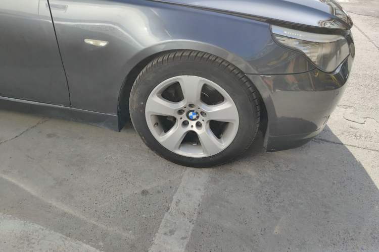 Used BMW 5 Series 2009 520Li Leading Model