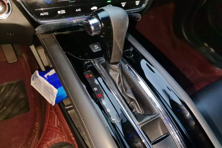 Used Honda Vezel 2019 220 TURBO CVT Luxury Edition China VI