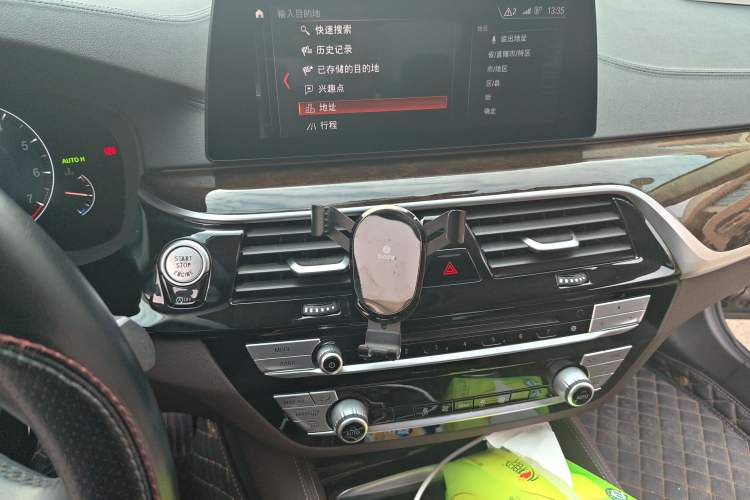 Used BMW 5 Series 2019 525Li Luxury Package
