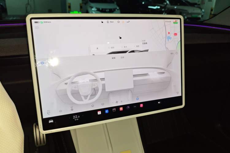 Used Tesla Model 3 2025 Rear-Wheel-Drive Version Audio And AC Panel