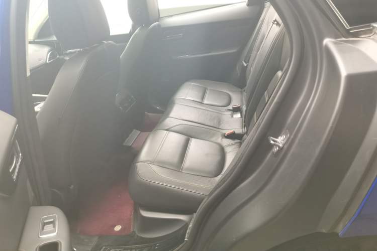 Used Jaguar F-PACE 2019 2.0T Four-Wheel Drive Urban Luxury Edition Left Rear Seat