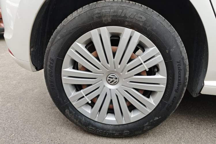 Used Volkswagen Polo 2018 1.5L Automatic Enjoyment Model Exterior 5