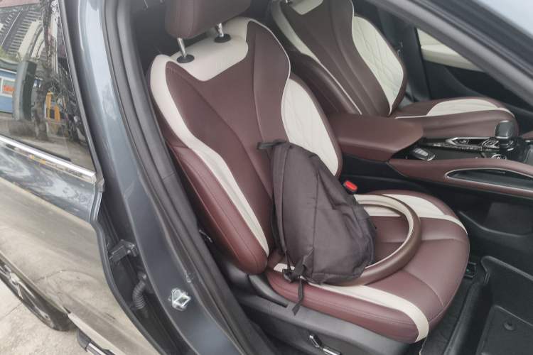 Used Geely Auto Monjaro L 2021 2.0TD DCT EVO Two-Wheel Drive Prestige Version
