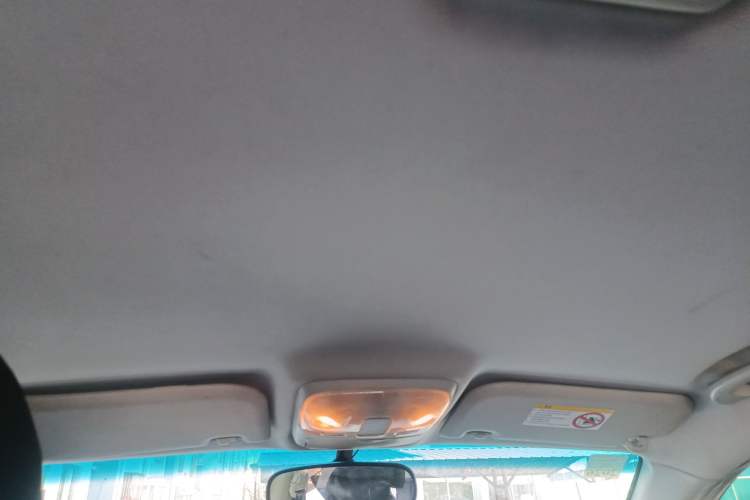 Used Haval H5 Classic 2010 Zhizun Edition 2.4L Four-Wheel Drive Comfort Model Headliner