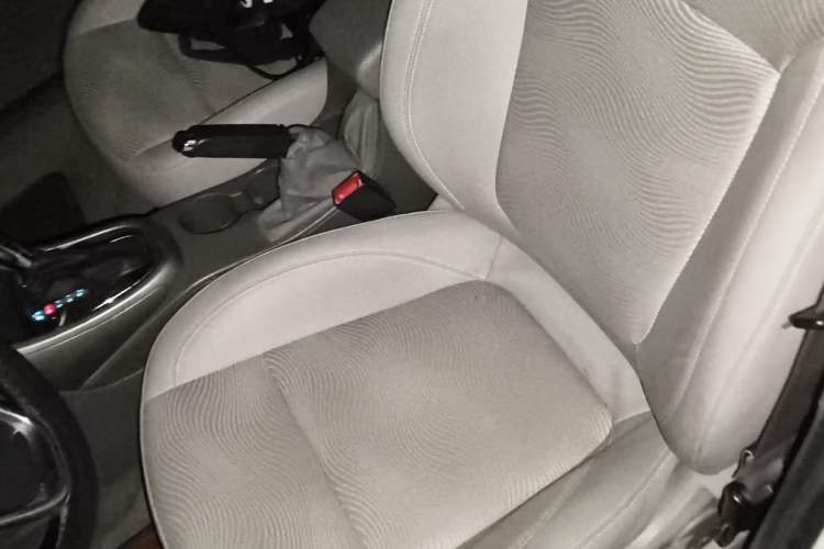 Used Buick GT 2010 XT 1.6L Automatic Fashion Edition
