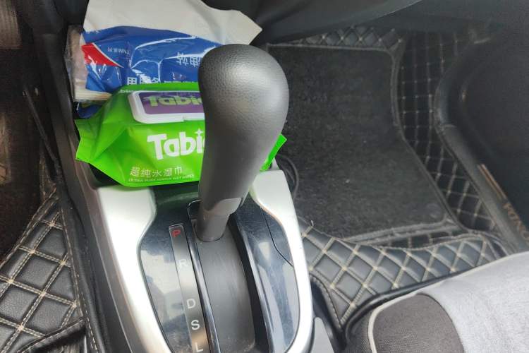 Used Honda Fit 2014 1.5L SE CVT Fashion Model
