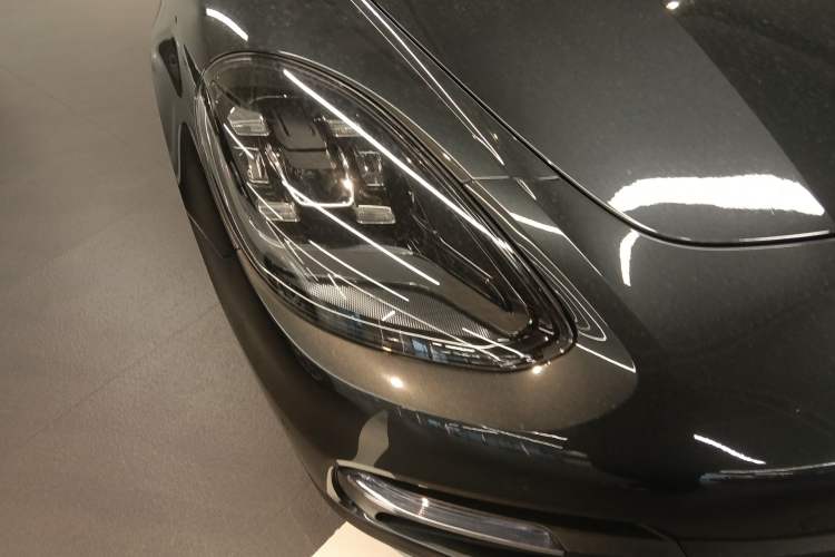 Used Porsche Panamera 2019 Panamera 2.9T Right Front Headlight