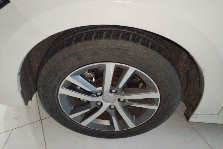 Used Honda Civic 2023 240TURBO CVT Dynamic · Center Stage Special Edition