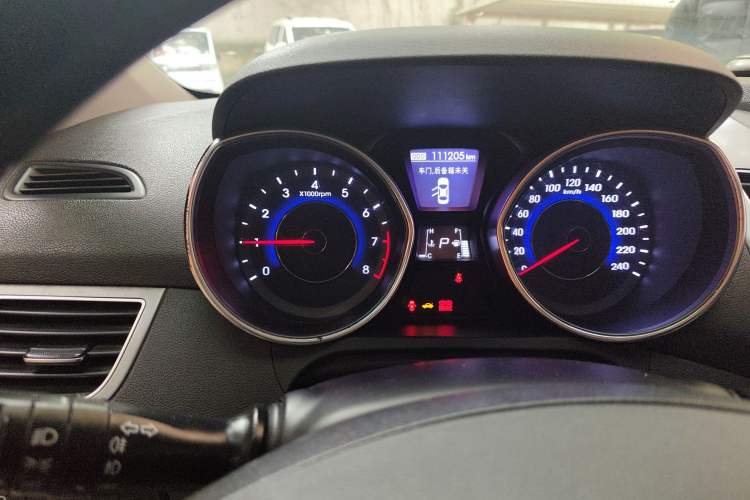 Used Hyundai Elantra (5th Generation / Langdong) 2015 1.6L Automatic Luxury Model Instrument Cluster