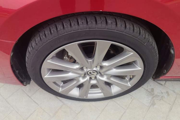 Used Mazda 3 Axela 2020 2.0L Automatic Zhiya Edition Left Front Wheel Hub