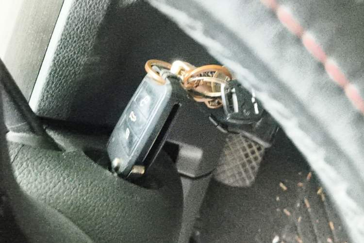 Used Volkswagen Touran 2016 Volkswagen Touran L 280TSI DSG Comfort Edition Vehicle Key