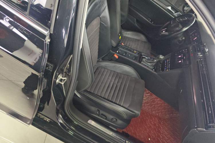 Used Volkswagen Magotan 2020 330TSI DSG Luxury Edition
