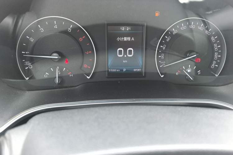 Used Wey VV5 2017 2.0T Ultra-Luxury Version Odometer Close Up