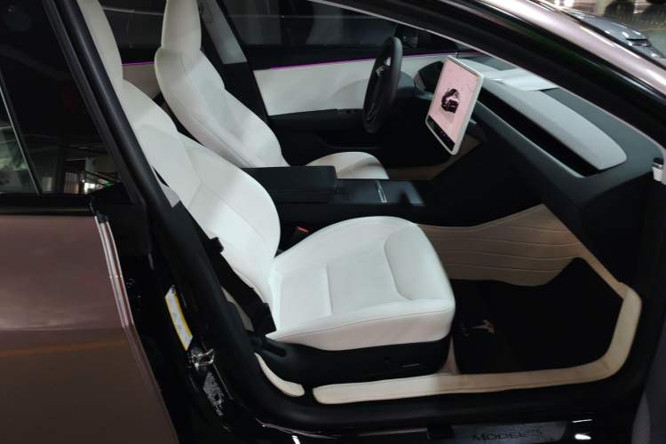 Used Tesla Model 3 2023 Long-Range All-Wheel-Drive Version