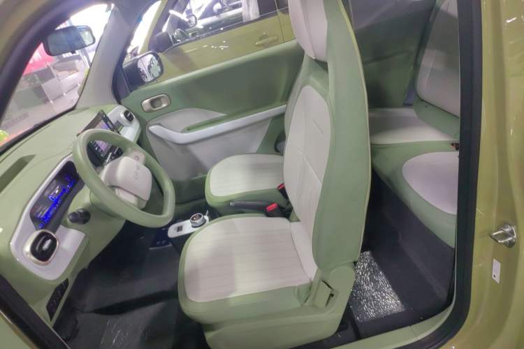 Used Geely Galaxy Panda 2025 210km Panda Rider Left Front Seat