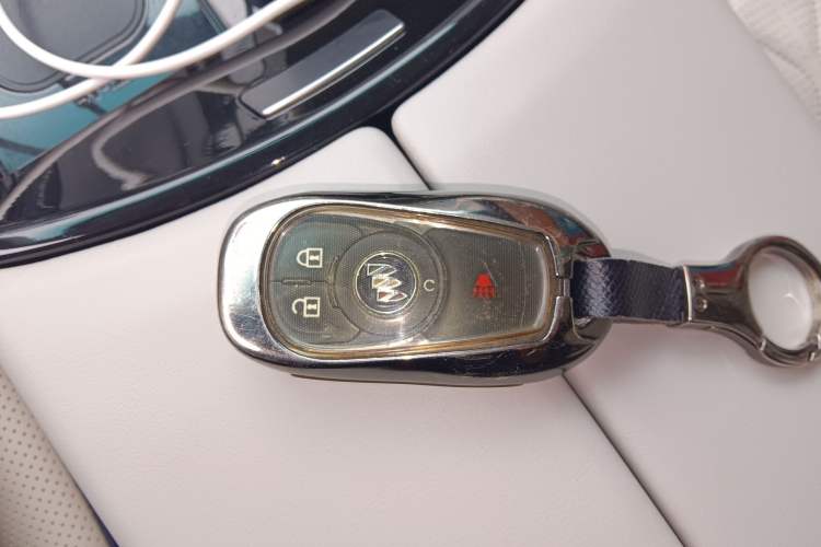 Used Buick GL8 2020 ES Land Cruiser 653T Comfort Edition