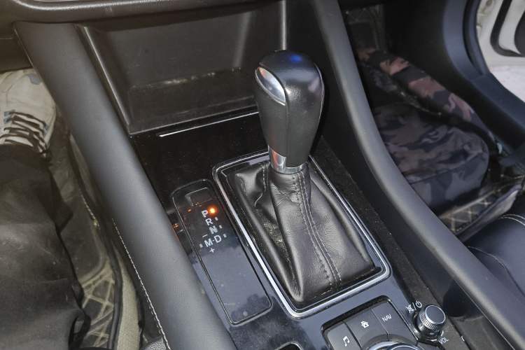 Used Mazda Atenza 2020 2.0L Blue Sky Fashion Edition