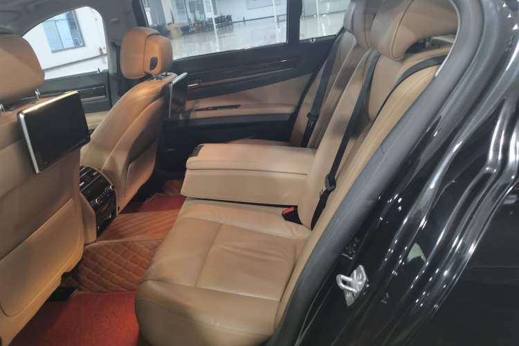 Used BMW 7 Series 2014 730Li Premium Edition
