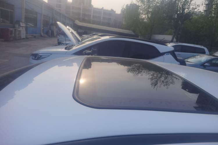 Used BYD Qin New Energy 2019 High-Range Deluxe Model Roof
