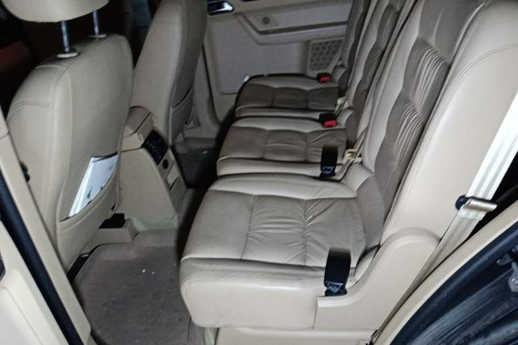 Used Volkswagen Touran 2011 1.4T DSG ZhiZhen Edition 5 Seats Left Rear Seat
