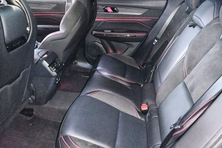 Used Lynk & Co 05 2020 2.0TD Four-Wheel Drive Genie Plus Left Rear Seat