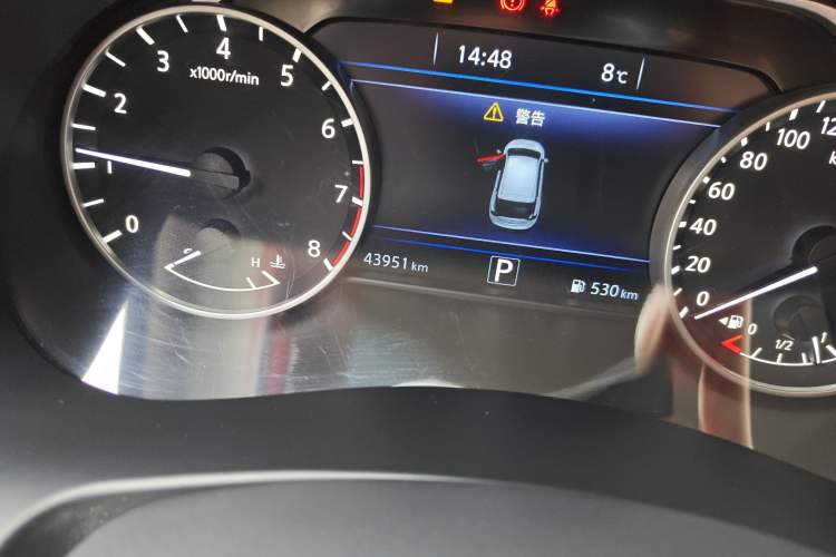 Used Nissan Murano 2019 2.5L XL Two-Wheel Drive SmartConnect Luxury Edition China V Standard Odometer Close Up