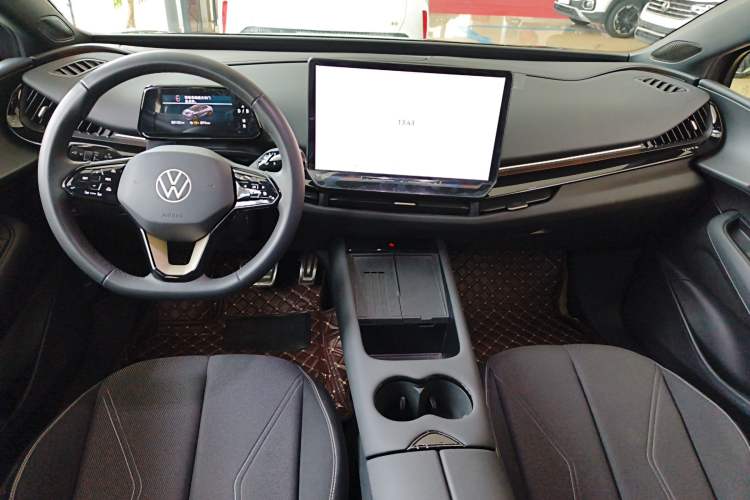 Used Volkswagen ID.UNYX 2024 Pro Long-Range Version Center Console