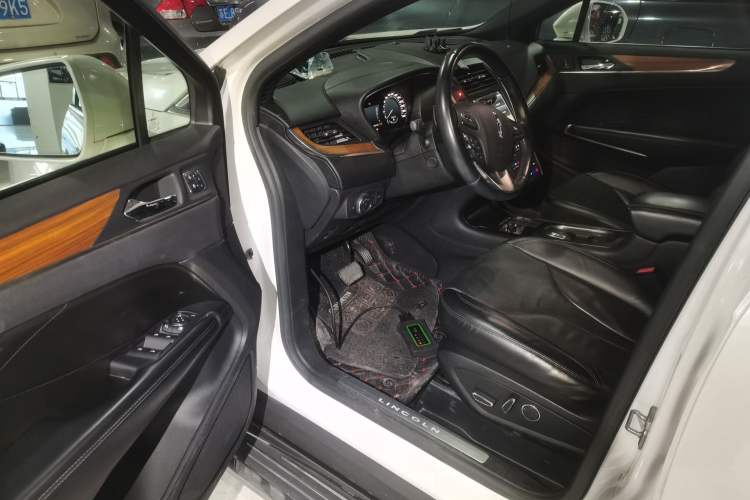 Used Lincoln MKC 2017 2.0T Four-Wheel Drive Zunya Edition