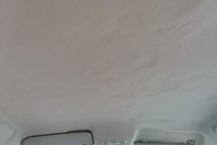 Used Nissan Qashqai 2012 2.0 XL Fire CVT 2WD Headliner