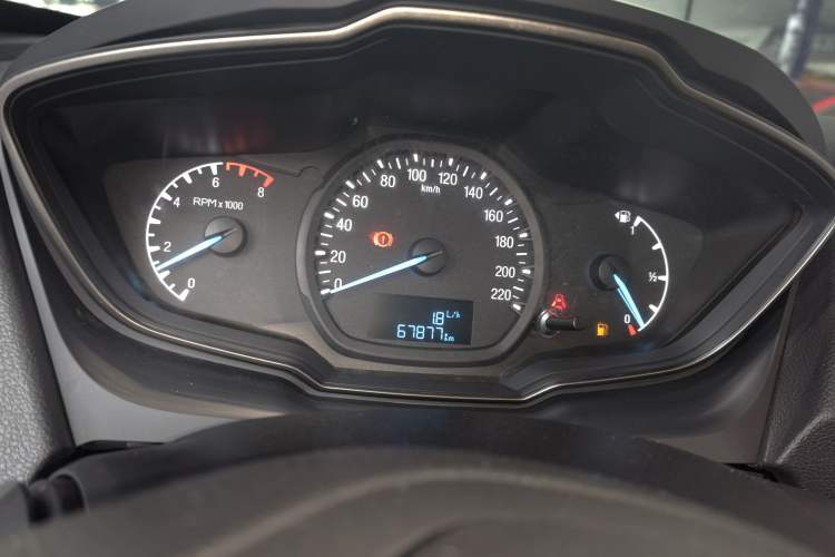 Used Ford Escort 2015 1.5L Manual Comfort Model
